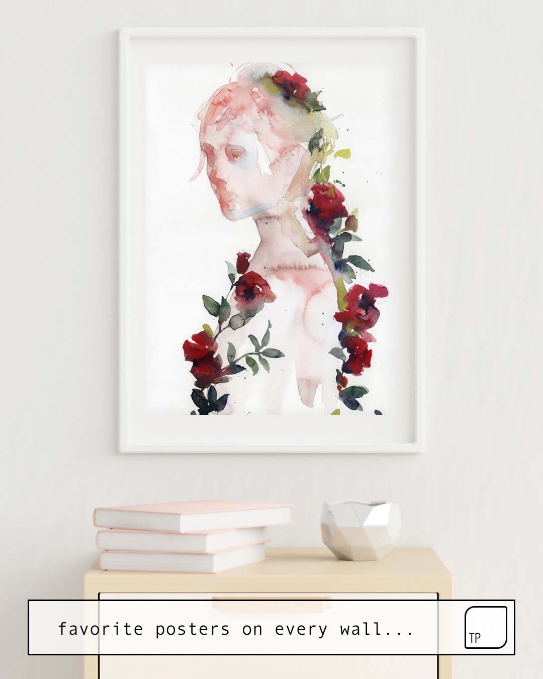 The photo shows an example of furnishing with the motif RED ROSES by Agnes Cecile as mural