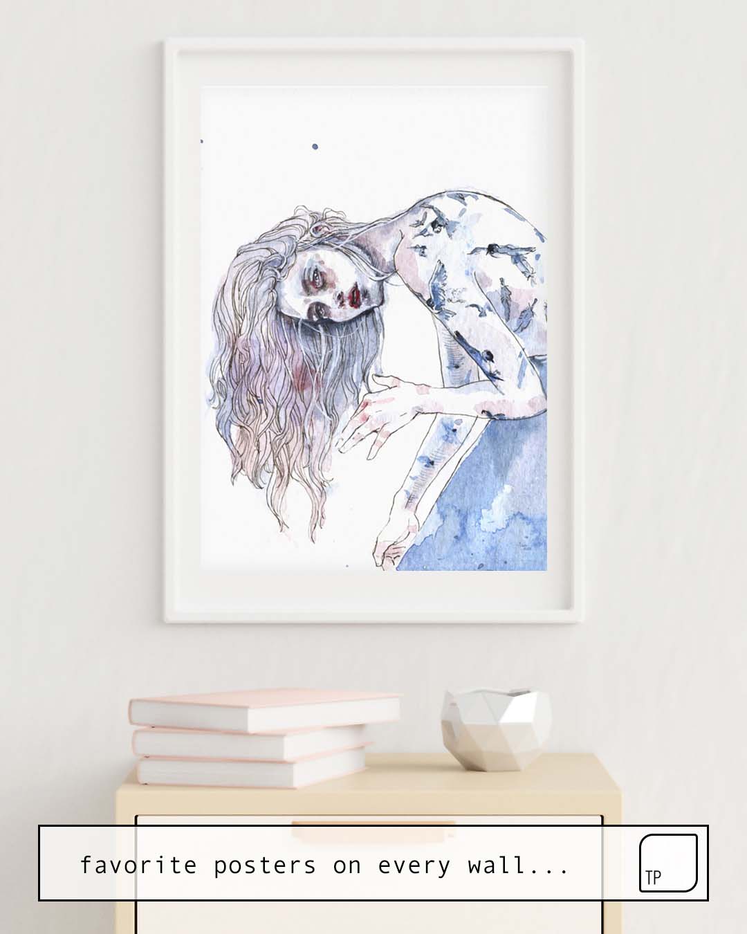 The photo shows an example of furnishing with the motif SMALL PIECE 06 by Agnes Cecile as mural